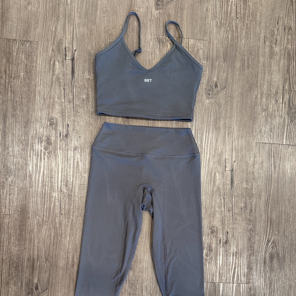 SET Active Charcoal Grey Sports Bra and Leggings Set